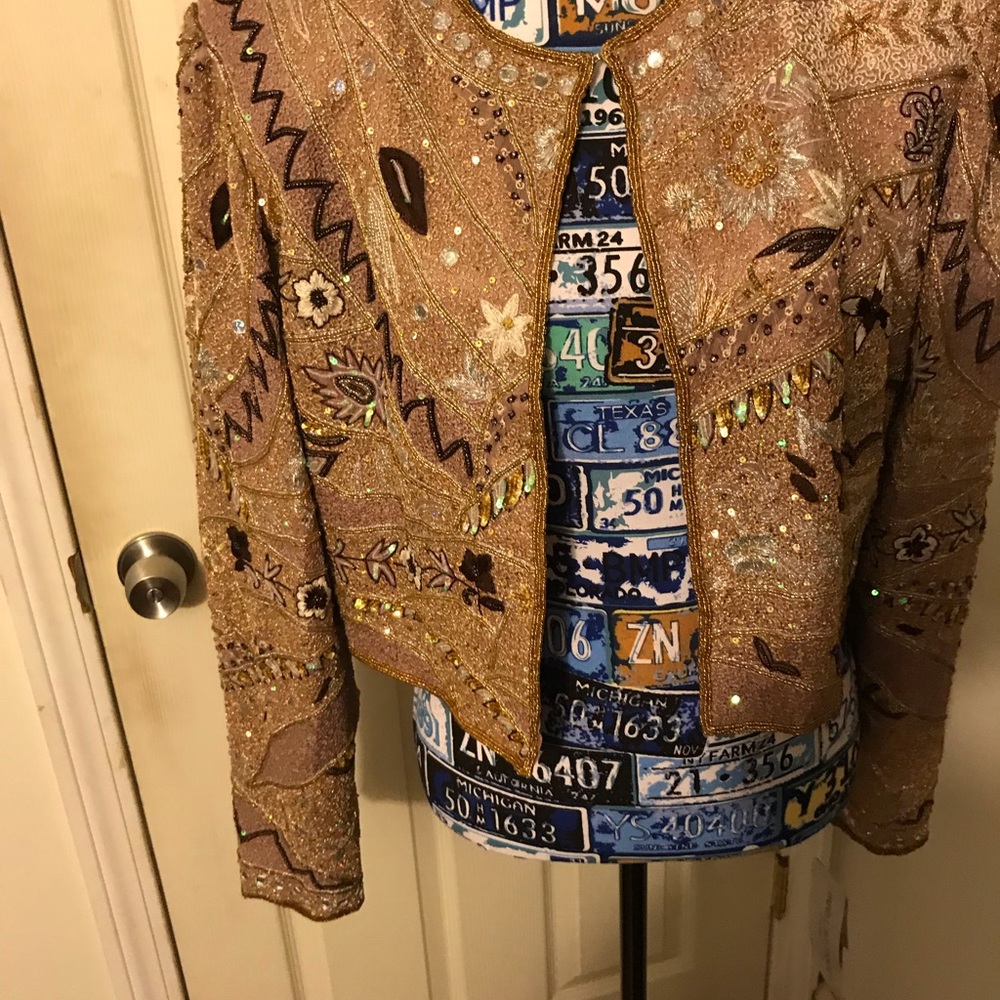 Jacket - Picture 2 of 8